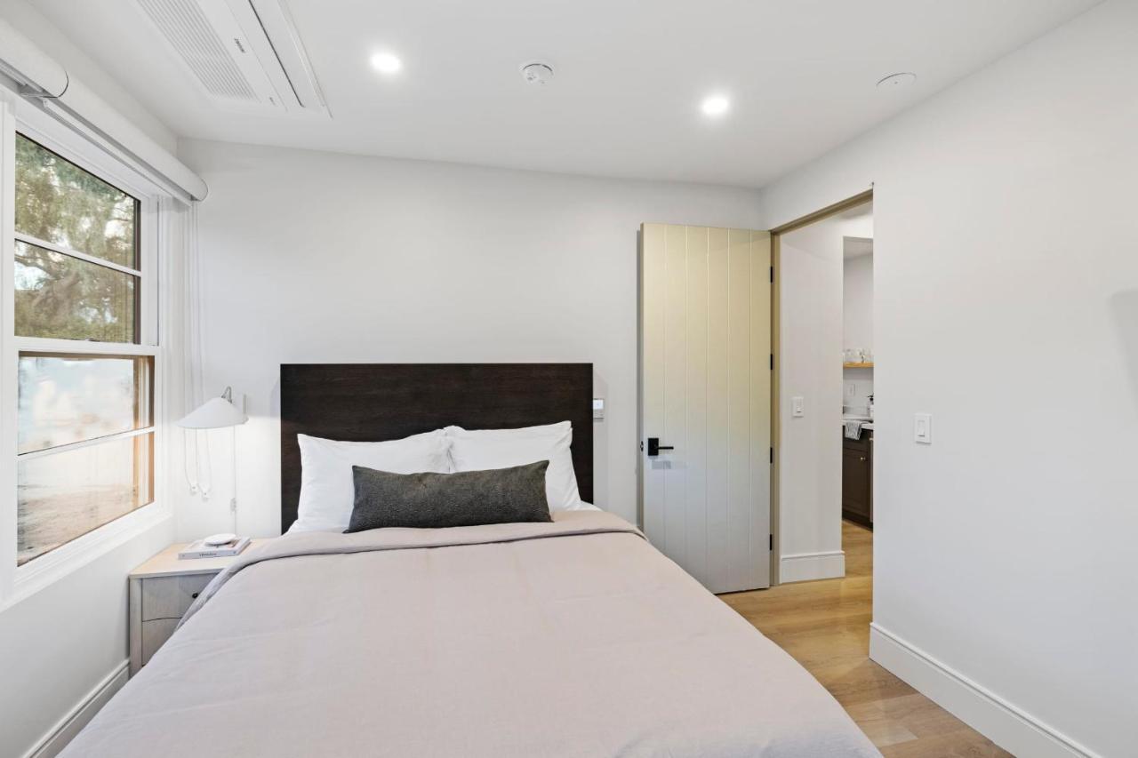 Casa Jardin - Boutique Suites In Downtown סנטה ברברה מראה חיצוני תמונה